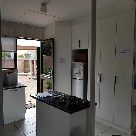 Stukkie Cottage Hermanus Exterior photo